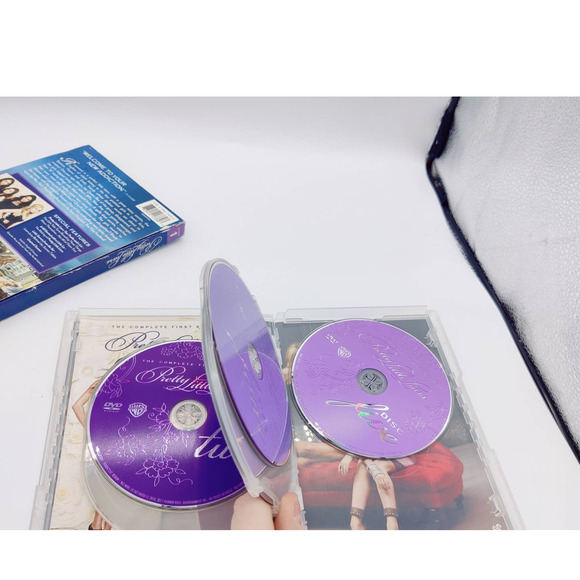 Pretty Little Liars The Complete First Season DVD Box Set 5 Discs Dvds Show Teen - Picture 3 of 10
